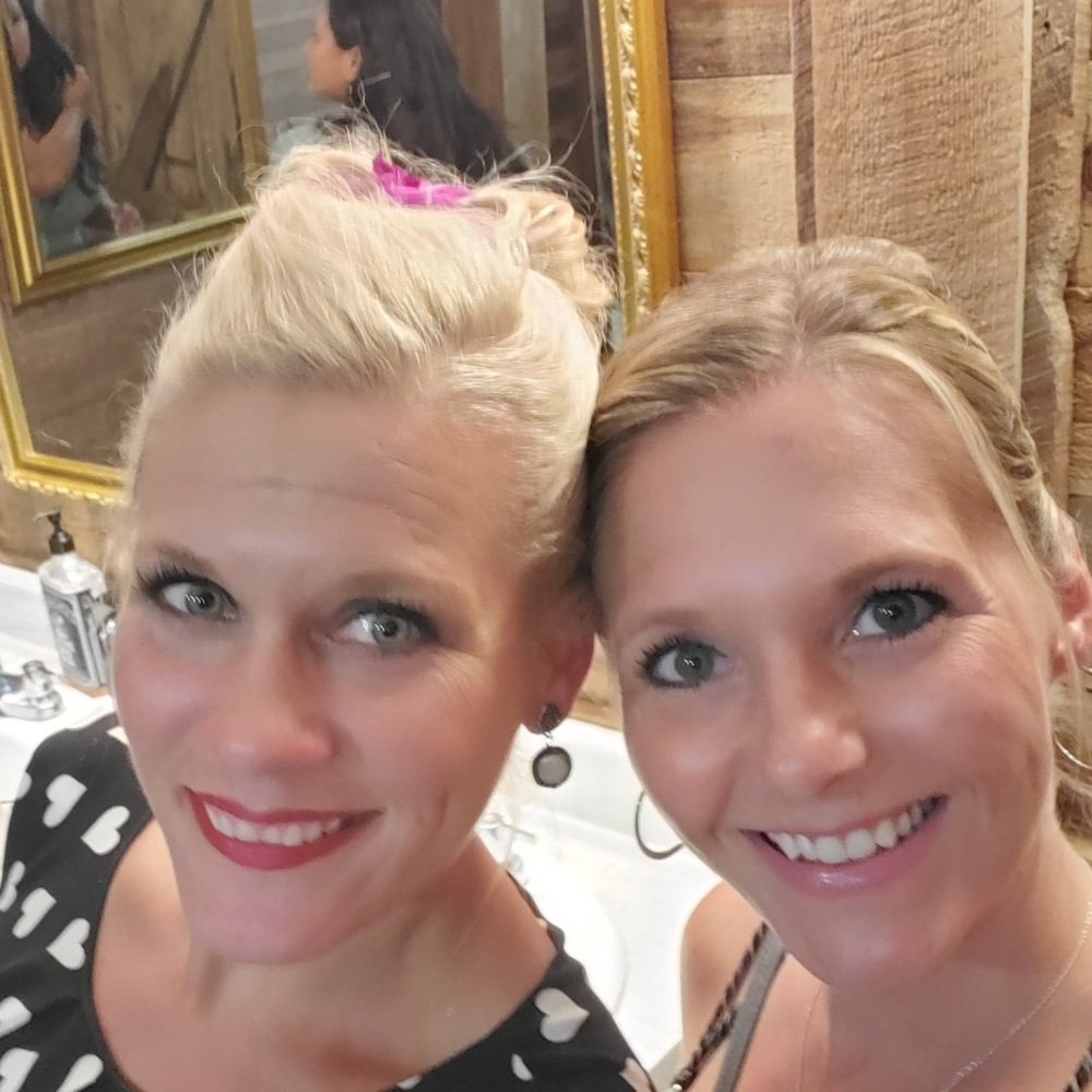 Meet your Posher, Tiffany